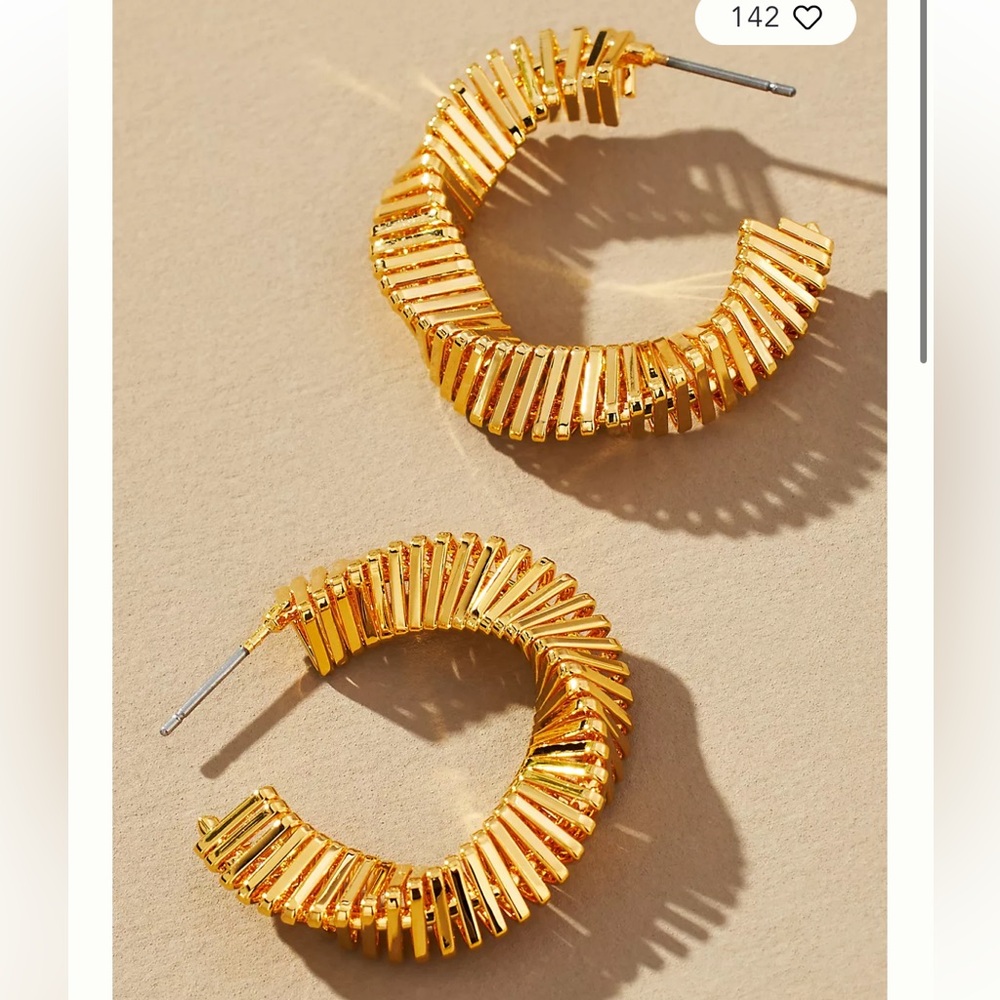 NWT Anthropologie Ribbed Twisted Hoop Earrings